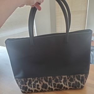 Black and Leopard Tote bag